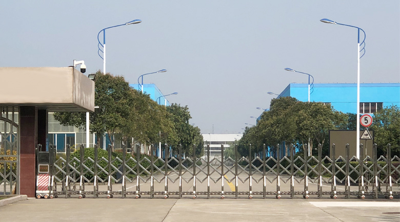 因為專注所以專業，因為誠信所以成功